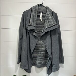 Lululemon Savasana Wrap Gray Jacket in Coal Open Sweater Gray Strata Stripe 6